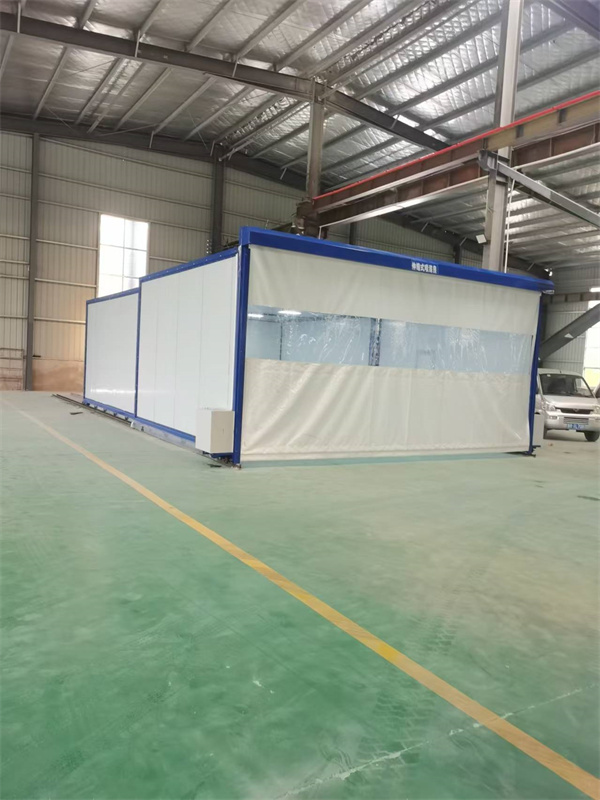 移动式伸缩房
